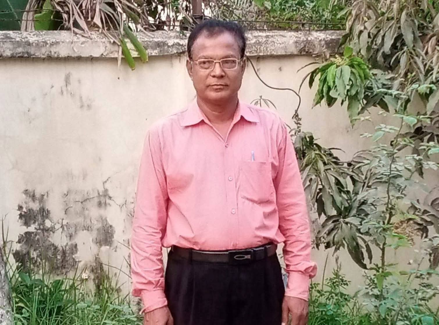ছুটি বাতিল ও চাকরিচ্যুতির হুমকি: নরসিংদীতে ডিউটি চলাকালে অসুস্থ হয়ে লাইন টেকনিশিয়ানের মৃত্যু।