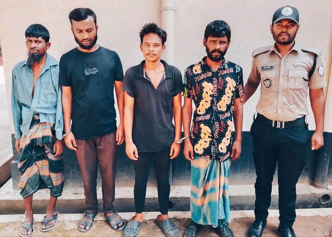 ঠাকুরগাঁওয়ে মাদকবিরোধী অভিযান, আটক-৪!