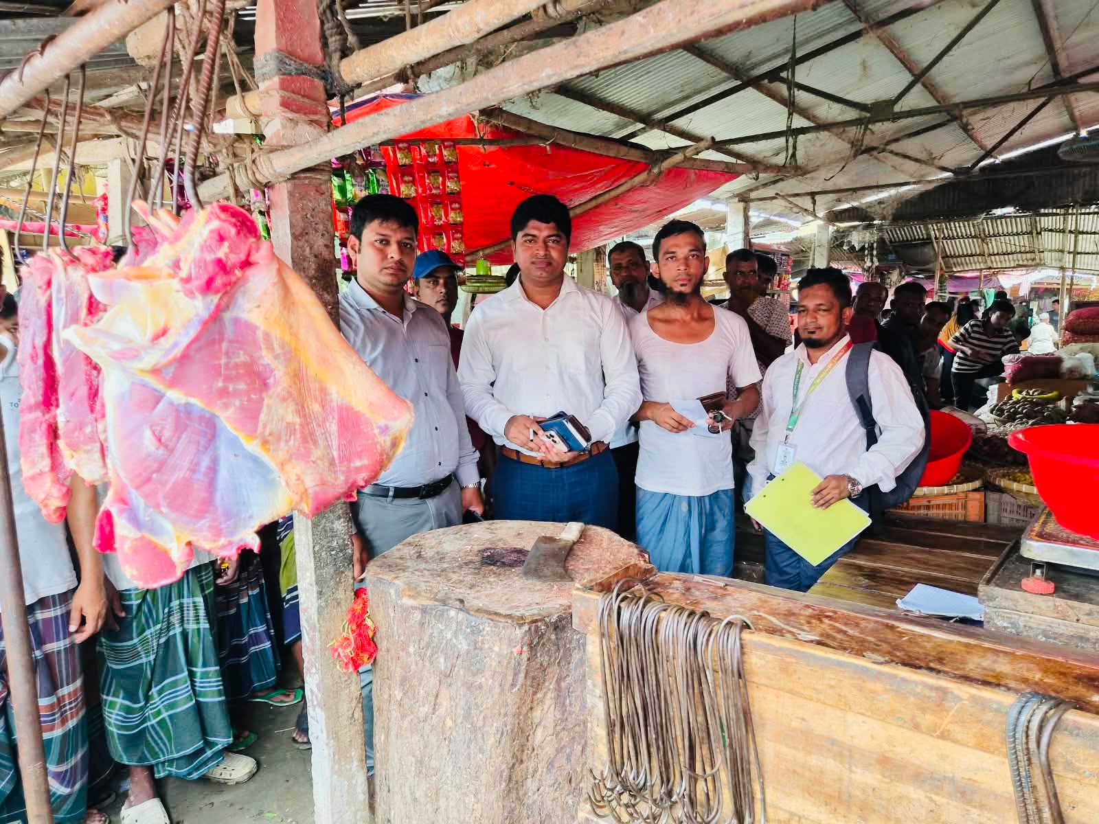 কালীগঞ্জে ভ্রাম্যমান আদালতে মাংস ব্যবসায়ীকে অর্থদন্ড!