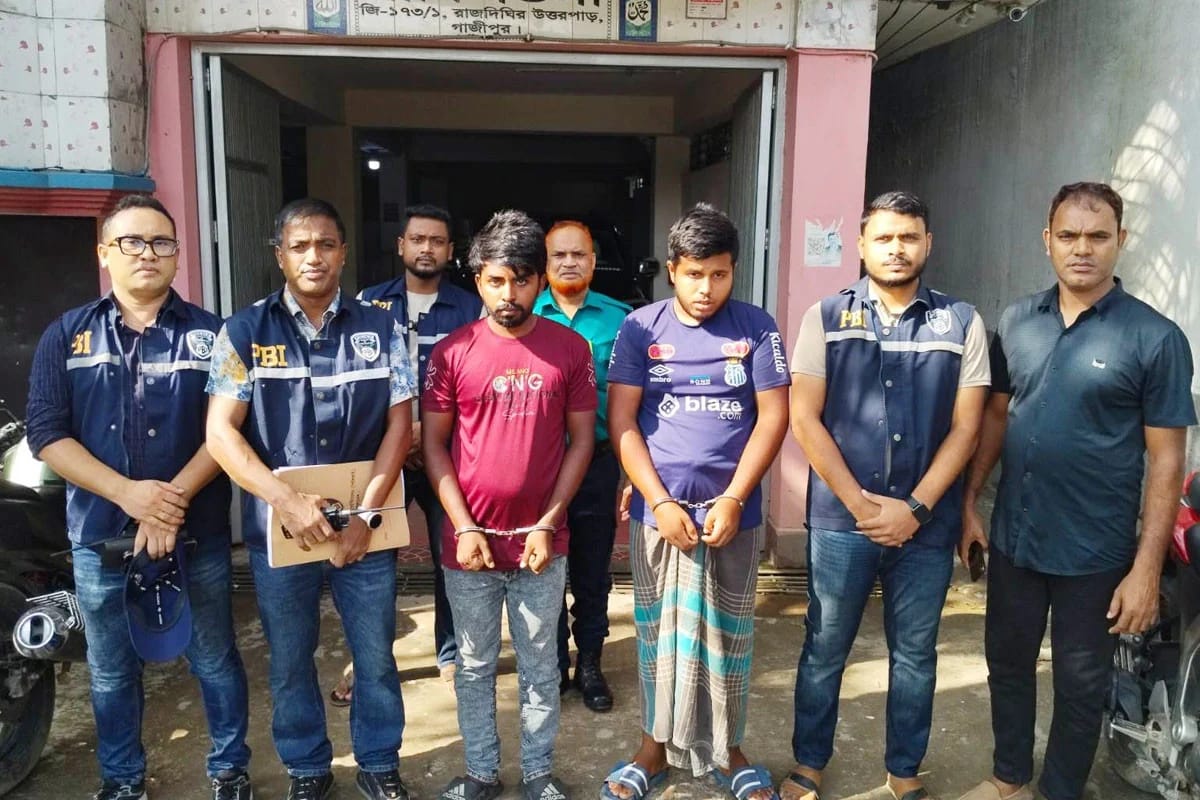 চালক কে  হত্যা করে অটো রিক্সা ছিনতাই, ছেলের মৃত্যু সংবাদে মায়েরও মৃত্যু :২৪ ঘন্টার মধ্যে আসামি গ্রেফতার করে পিবিআই!