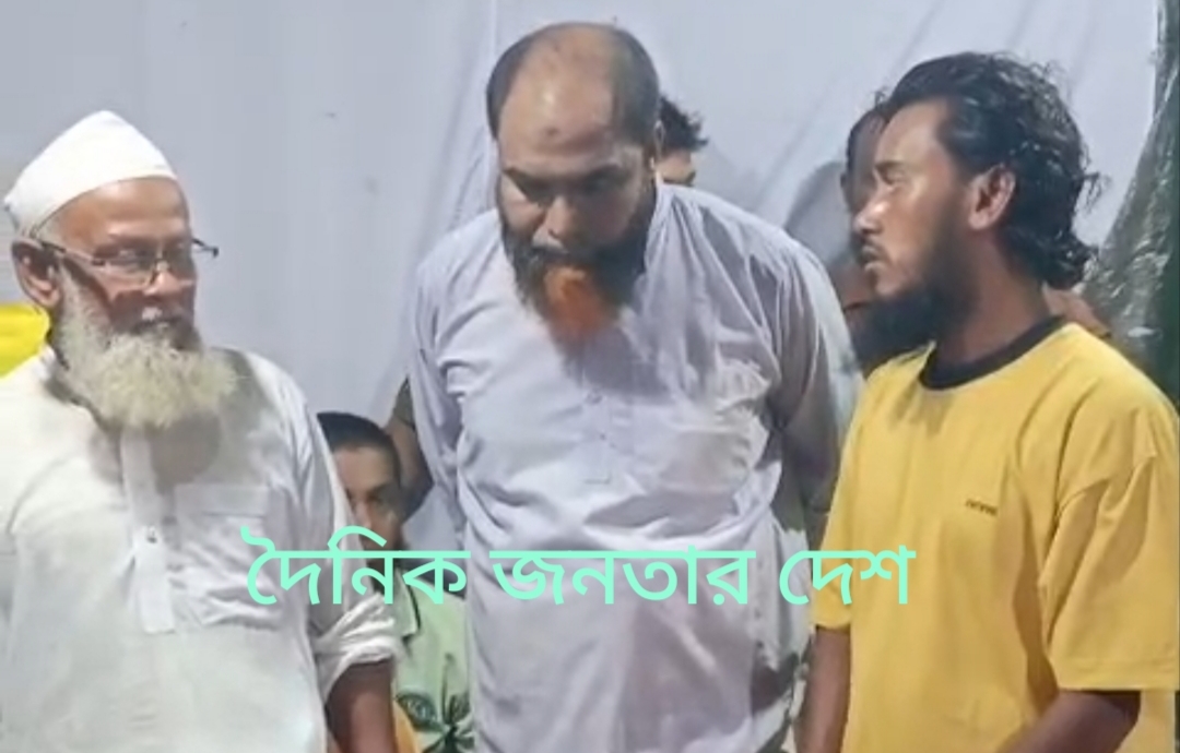 কিশোরীর সঙ্গে অনৈতিক সম্পর্ক: কন্টেন্ট ক্রিয়েটর রিপন মিয়াকে সালিসে ৫ লাখ টাকা জরিমানা, এলাকা ছাড়ার নির্দেশ।