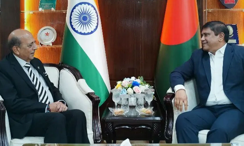বাংলাদেশ ও ভারতের মধ্যে বিদ্যমান সামরিক ও কৌশলগত সম্পর্ককে ভারত অত্যন্ত গুরুত্ব দেয়– দীনেশ ত্রিবেদী!