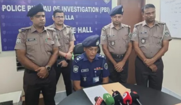 কুমিল্লায় ধানকাটার শ্রমিক সেজে বৃদ্ধাকে হত্যা, মূল পরিকল্পনাকারীসহ গ্রেপ্তার-৩!