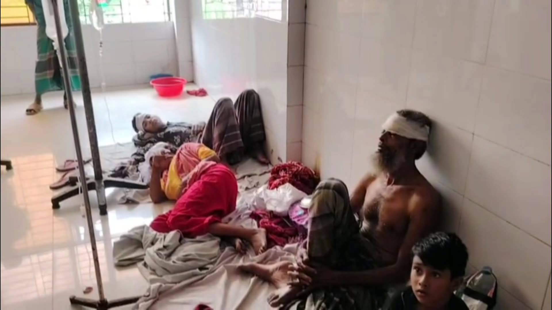 নড়াইলের লোহাগড়ায়ায় দুইপক্ষে সংঘর্ষে নিহত ১, আহত ৭ এলাকায় অতিরিক্ত পুলিশ মোতায়েন!