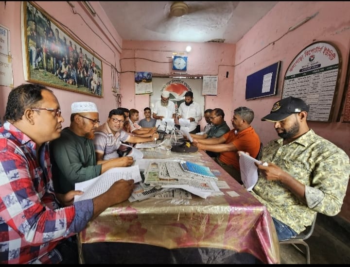 কলাপাড়ায় ৬৫ বছরের দখলীয় জমির বসত বাড়িতে হামলা ও মাছের ঘের লুটের অভিযোগ!