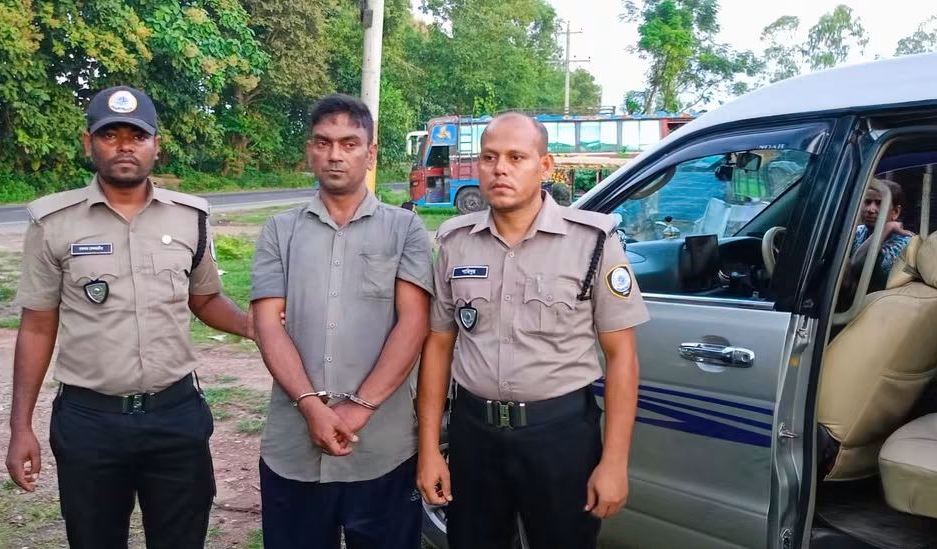 ঠাকুরগাঁওয়ে মাদকবিরোধী টাস্কফোর্সের অভিযানঃ আটক যুবক কে ৩ মাসের কারাদণ্ড!