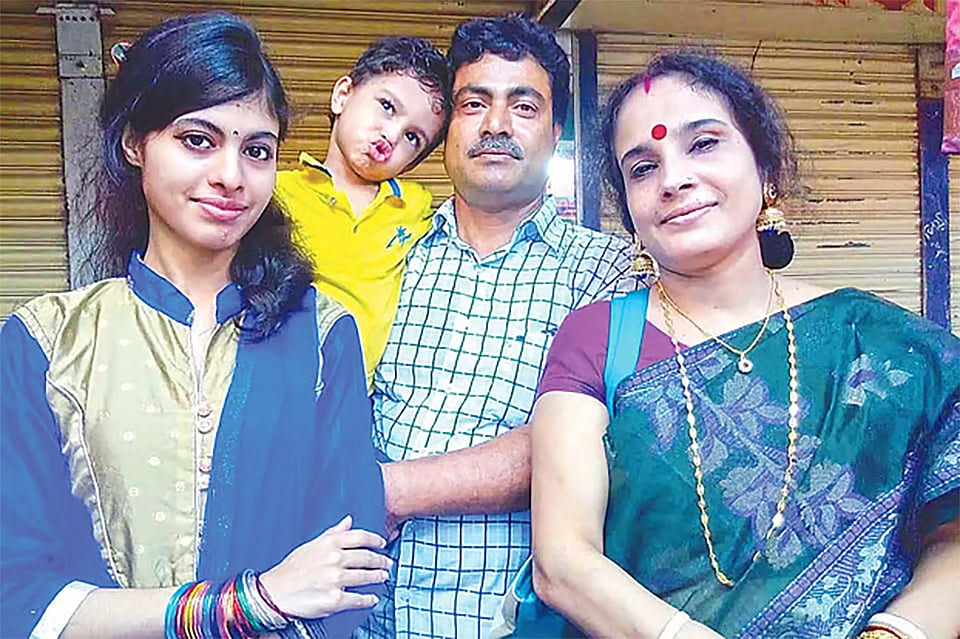 রংপুরের মাছুয়াপাড়া এলাকায় একই পরিবারের চারজনকে শ্বাসরোধ  করে হত্যার ঘটনায় গ্রেফতার সিদ্ধার্থ দাস মুগ্ধ দাসের ‘ডোপ টেস্টে’ কোন মাদকের অস্তিত্ব মেলেনি!