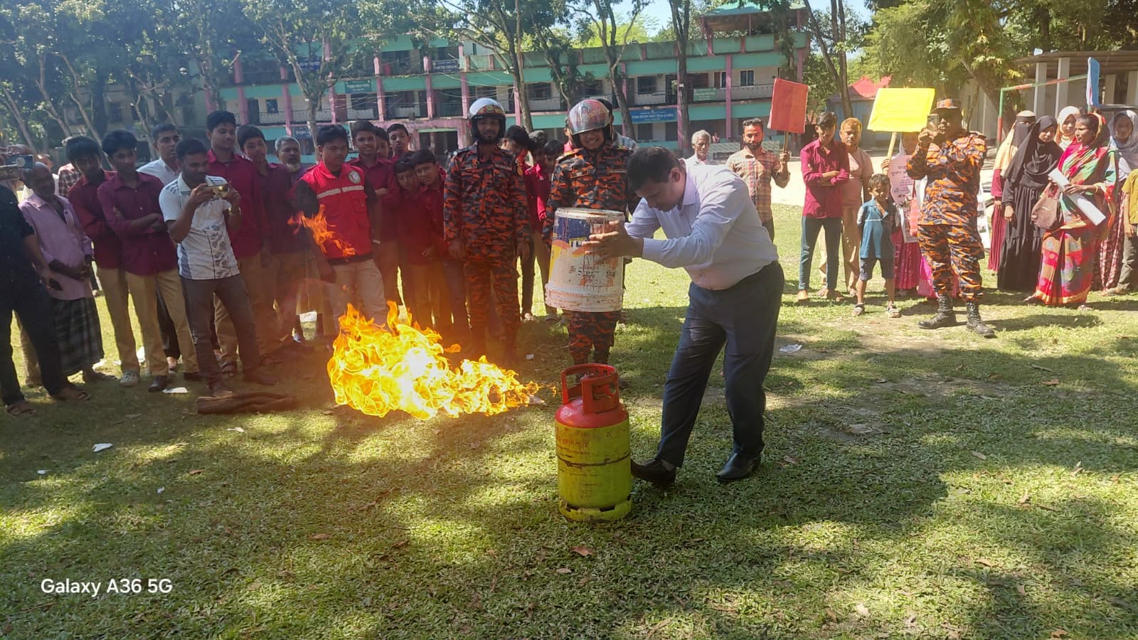 ডিমলায় আন্তর্জাতিক দুর্যোগ ঝুঁকি হ্রাস দিবস পালিত, গুরুত্ব পেল আগাম প্রস্তুতি!