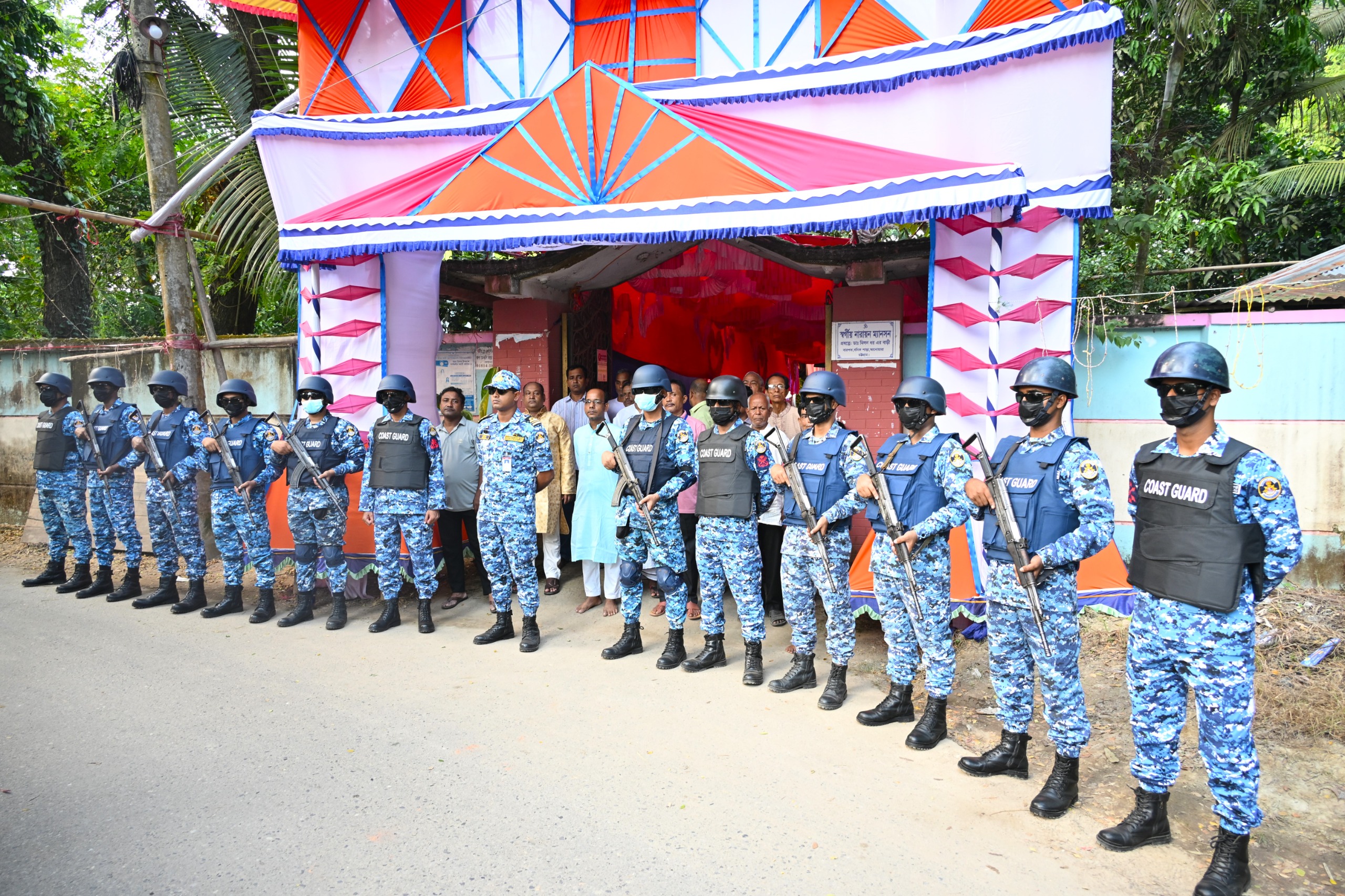 দুর্গাপূজা ঘিরে কোস্ট গার্ড পূর্ব জোনের নজরদারি!