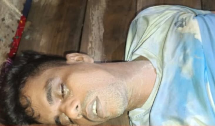 গাংনী করমদী নিজ বাড়িতে পানির মোটর বসাতে গিয়ে বিদ্যুৎস্পর্শে যুবকের মৃত্যু!