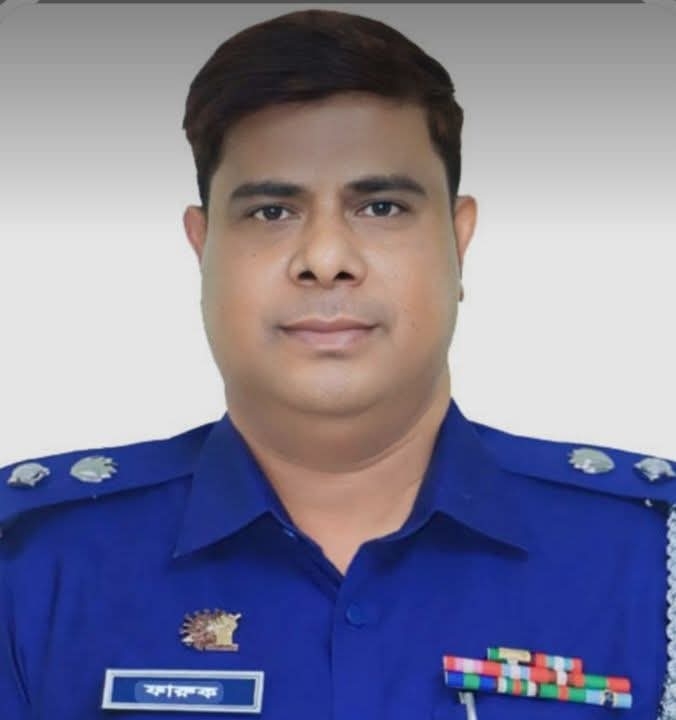 মাদক–সন্ত্রাস–চাঁদাবাজির বিরুদ্ধে নরসিংদীর জনবান্ধব পুলিশ সুপার (এসপি) আবদুল্লাহ-আল ফারুক  আপসহীন নীতিতে অটল!